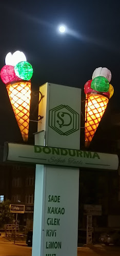 Şelale Dondurma - Gastronomi ve konaklama