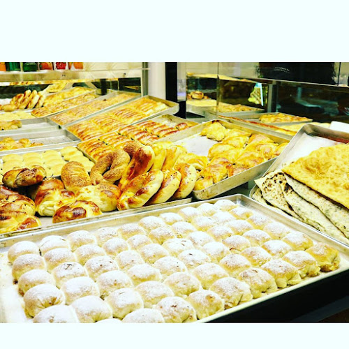 Alsancak, İrfan Boyuer Sk. No:11/C, 35220 Konak/İzmir