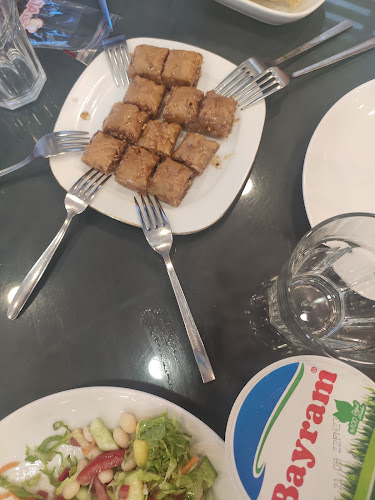 Opinii despre Köfteci Ali Akçaabat în Akçaabat - Gastronomi ve konaklama