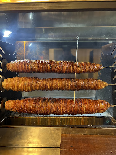 Opinii despre ÇITIR KOKOREÇ Berkay USTA în Fethiye - Gastronomi ve konaklama