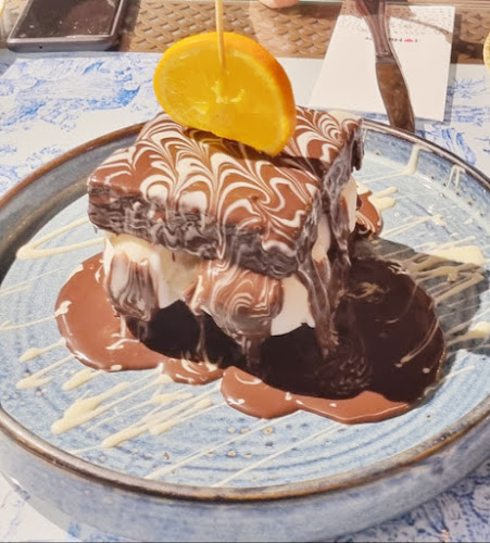 The Hunger Kıyı İstanbul - Büyükçekmece