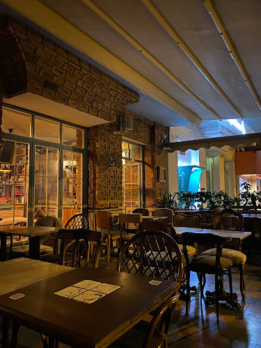 Opinii despre Latife Türk Kahvesi Muğla (Merkez) în Merkez - Gastronomi ve konaklama