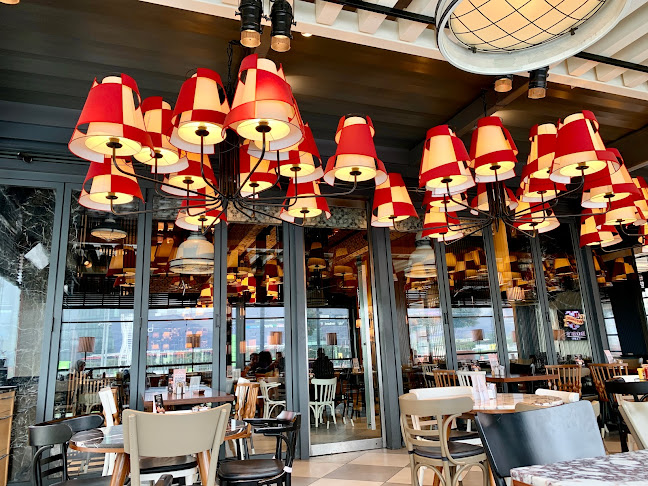 Bob's kitchen - Gastronomi ve konaklama