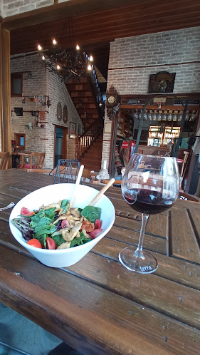 Karaf Bistro Kaleiçi - Gastronomi ve konaklama