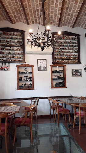 Karaf Bistro Kaleiçi - Gastronomi ve konaklama