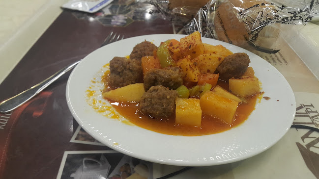 Opinii despre Antikkapi Restaurant în İzmit - Gastronomi ve konaklama