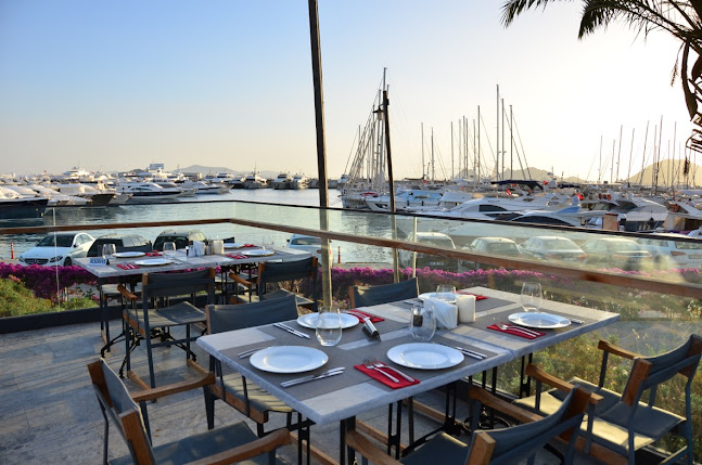 71 Derece Turgutreis Marina