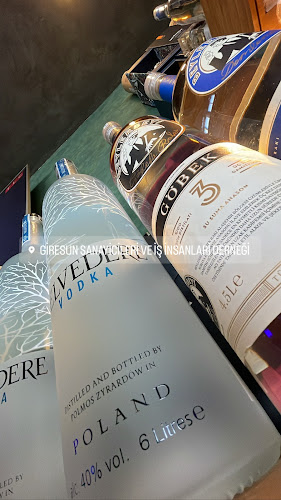 Opinii despre Giresun sanayicileri ve iş insanlari derneği lokali în Giresun Merkez - Gastronomi ve konaklama