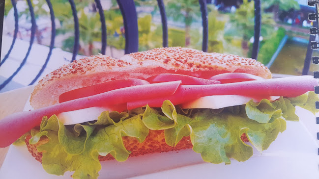 Cafe Locci'o - Gastronomi ve konaklama