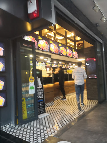 Comentarii opinii despre Roll Büfe - Fast Food