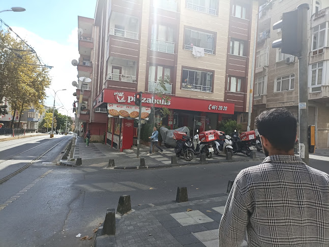 Pizzabulls Bağcılar - Merkez Mah. - Gastronomi ve konaklama