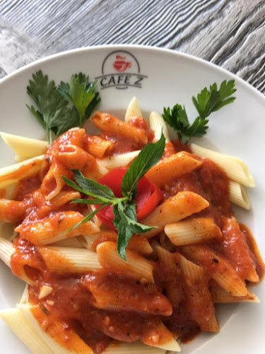 Opinii despre Cafe Z Bistro & Lounge în Eşme - Gastronomi ve konaklama