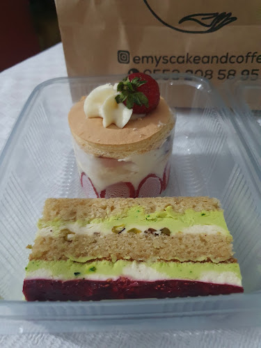 Comentarii opinii despre Emy's Cake and Coffee