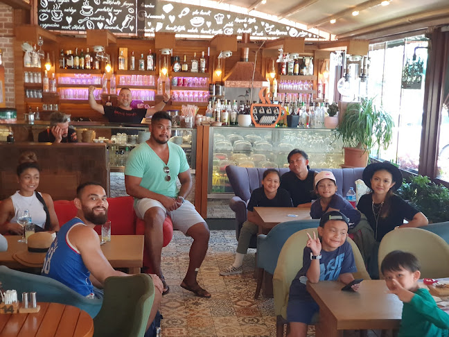 Joyy Coffee - Gastronomi ve konaklama