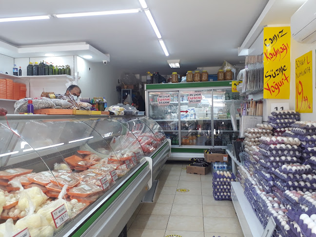 Yurt, Kurttepe Cd. no:32/B, 01170 Çukurova/Adana