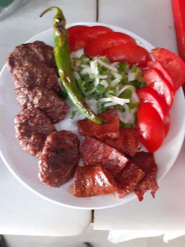 Opinii despre Yıldırım Tost Izgara Salonu în Gönen - Gastronomi ve konaklama