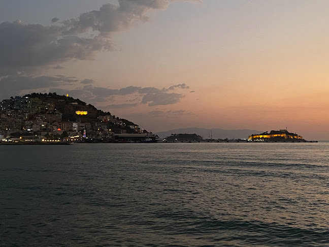 Flower Cafe - Gastronomi ve konaklama