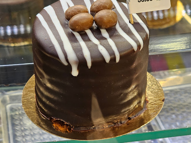 Ergenekon, Kızılcahamam Cd. No:2, 06170 Yenimahalle/Ankara