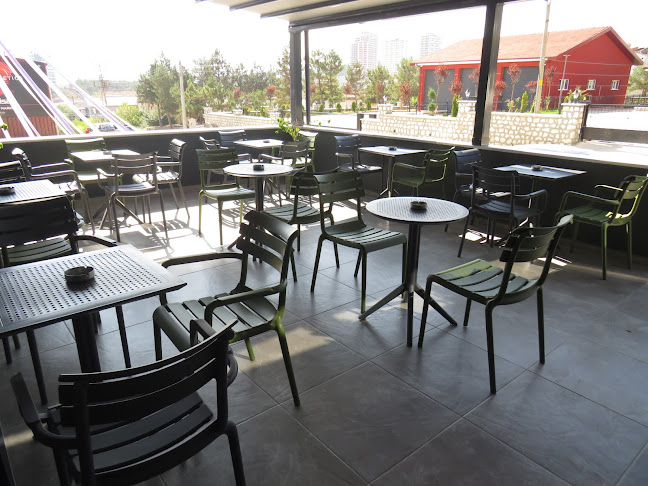 Fresco Cafe & Bakery