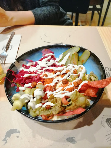 Opinii despre Fireroom Maslak în Sarıyer - Gastronomi ve konaklama