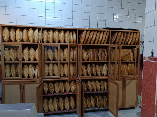 Merkez Ekmek Firini - Gastronomi ve konaklama