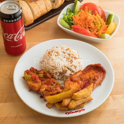 Dikilitaş Köftecisi - Gastronomi ve konaklama