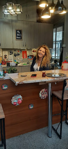 Erkenci Kuş Kafe - Konak