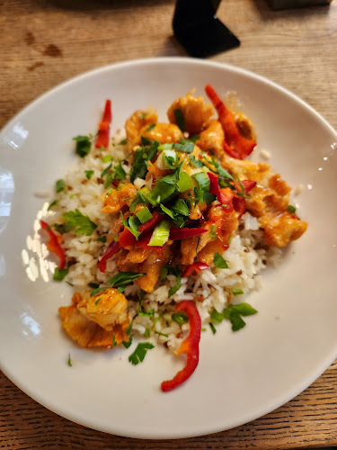 Welldone Midpoint - Gastronomi ve konaklama