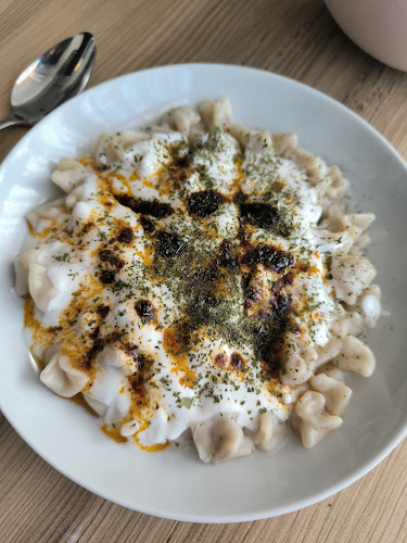 Opinii despre Can Manti Evi în Karşıyaka - Gastronomi ve konaklama