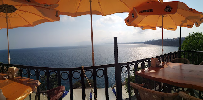 CASTLE CAFE & RESTORANT