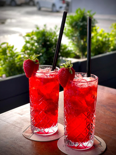 Dr. Ziya Kaya, 2. Aralık Sk., 16600 Gemli̇k/Bursa