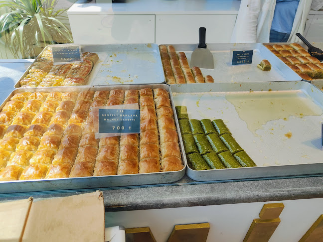 Opinii despre Mirzaoğlu Baklavaları în Bodrum - Gastronomi ve konaklama
