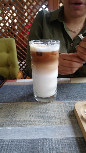 Neşve Cafe - Gastronomi ve konaklama