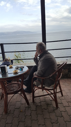 Opinii despre Falez Cafe în Mudanya - Gastronomi ve konaklama