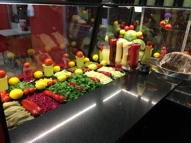 Opinii despre Bartın Komagene Çiğköfte (Yukarı Çarşı, Halkbank Yanı) în Bartın Merkez - Gastronomi ve konaklama