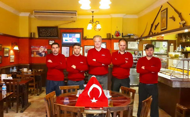 Ayvalık Paşa Çorba ve zeytinyagli ev yemekleri salonu - Ayvalık