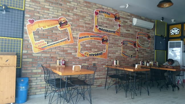 Opinii despre Cafe 85 Burger în Yenişehir - Gastronomi ve konaklama