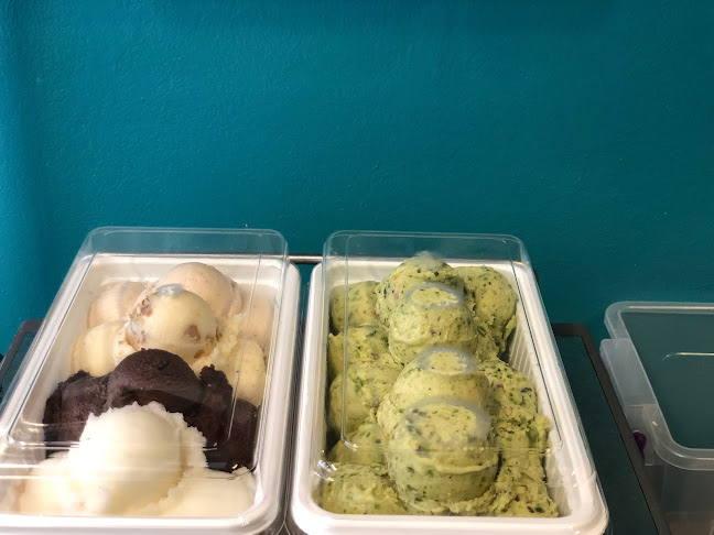 Usta Dondurma - Gastronomi ve konaklama