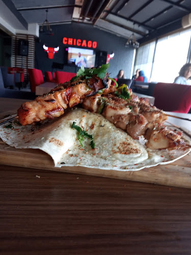 Comentarii opinii despre Chicago Cafe