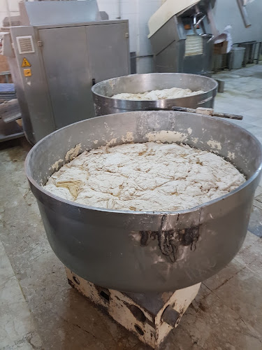 Opinii despre Simay Doğal Taş Taban Ekmek Ve Unlu Mamulleri în Denizli Merkez - Gastronomi ve konaklama