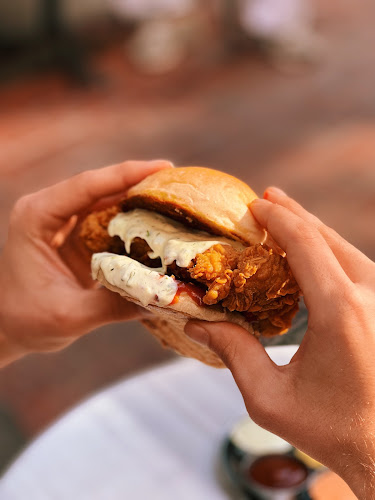 Comentarii opinii despre Juste Fried Chicken