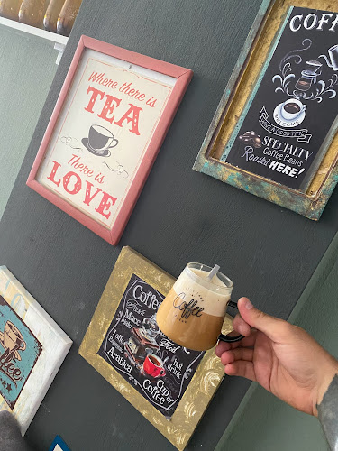 Opinii despre Retrojen Cook Cafe în Burhaniye - Gastronomi ve konaklama