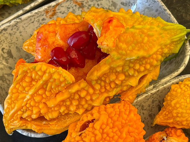 Ezine'li Suzan Canvermez, Çanakkale Halk pazarı - Gastronomi ve konaklama