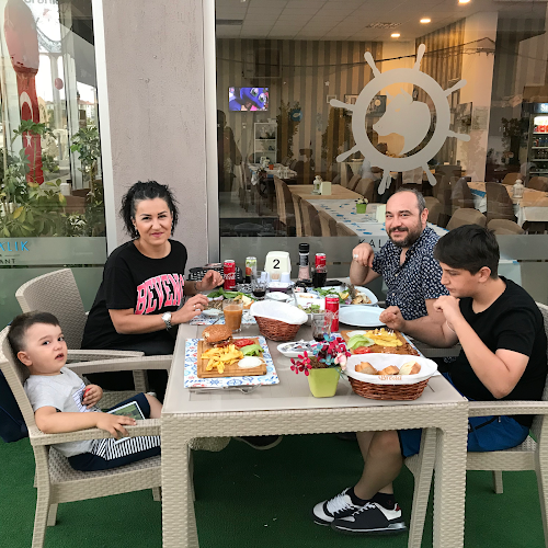 Kalabalık -Et -Balık Deniz Ürünleri Restoranı