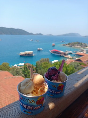 Comentarii opinii despre The I Am Here Cafe