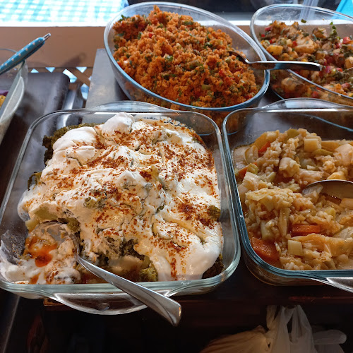 Opinii despre Moda Yemek în Kadıköy - Gastronomi ve konaklama