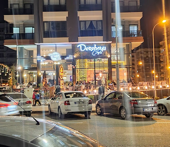 Comentarii opinii despre Dereboyu Cafe