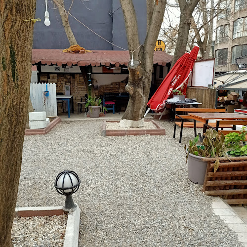 Eski Taçev - Gastronomi ve konaklama