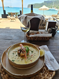 Qualista Beach - Gastronomi ve konaklama