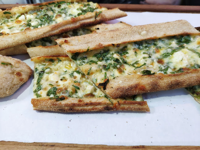 Opinii despre Senem Pide Salonu în Afyonkarahisar Merkez - Gastronomi ve konaklama